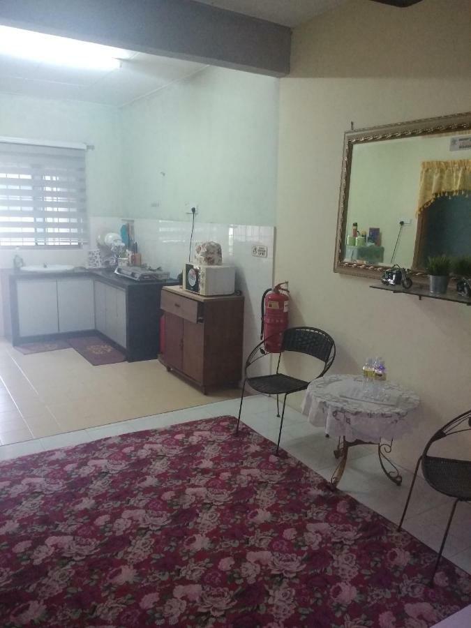 Singgahan Keluarga Jitu Jitra Εξωτερικό φωτογραφία
